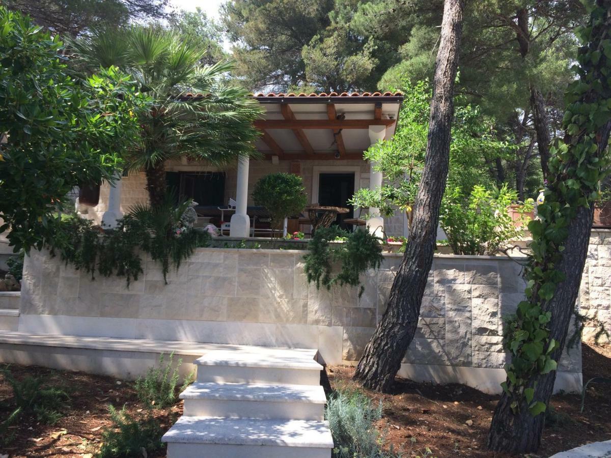 Villa Ursa Minor Sumartin Exterior foto